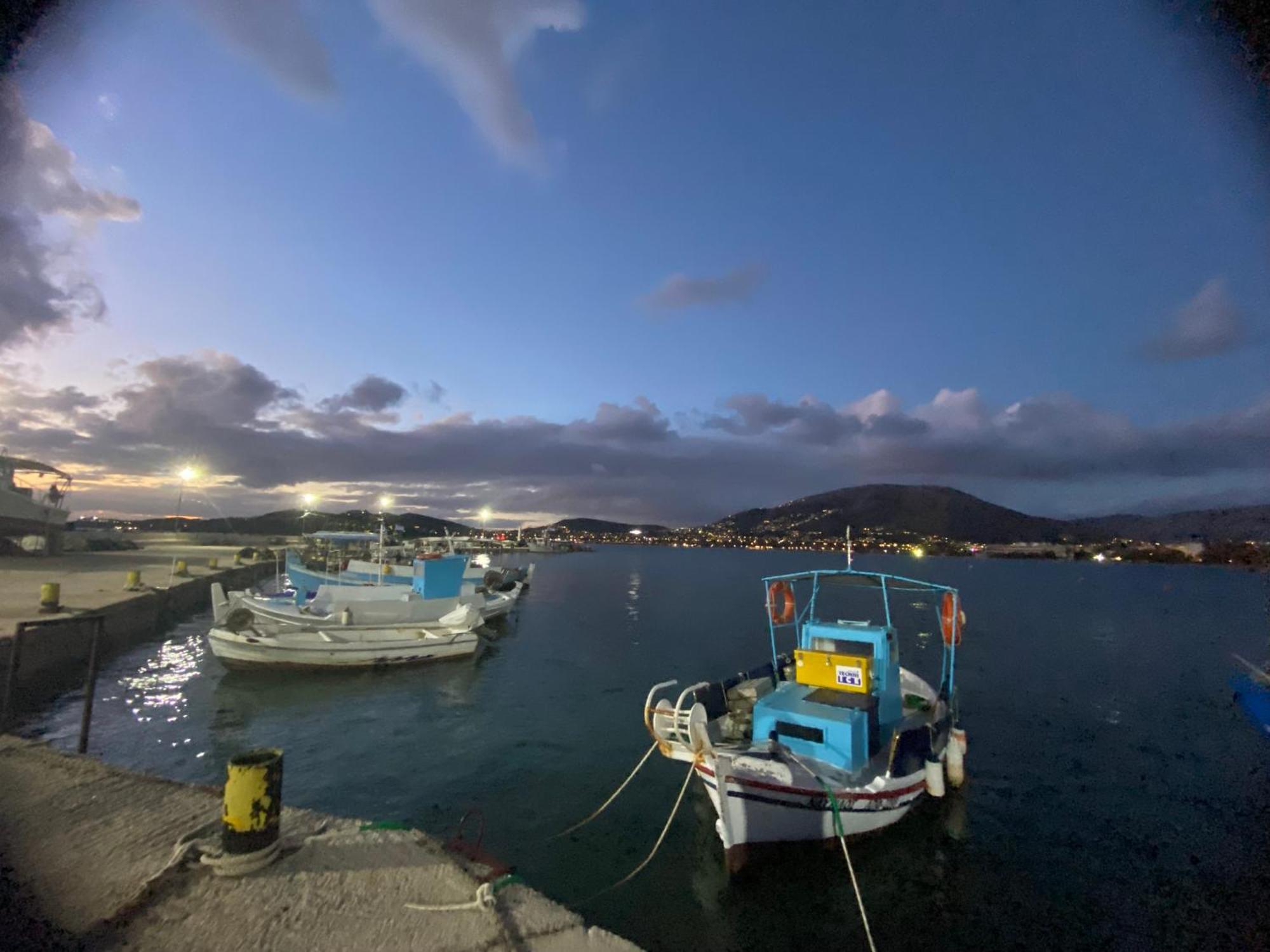 Me Gusta Suite By The Sea Anavyssos Buitenkant foto